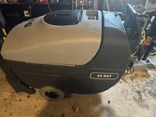 walk behind floor scrubber machine