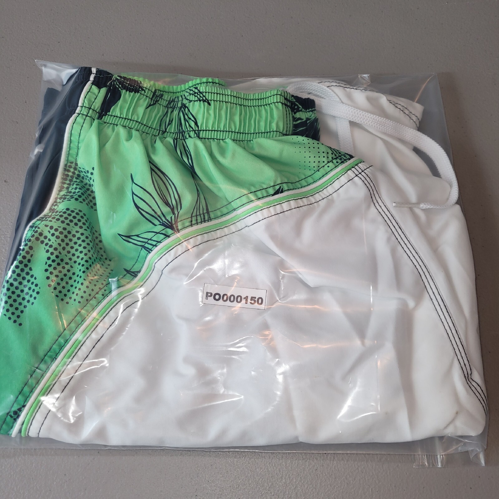 Speedo Men's Drawstring Polyester Swim Shorts Whi… - image 13