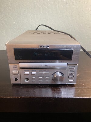 Teac MC-D77 CD Player/Tuner/Amplifier with 2 Teac LS-MC77