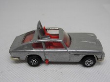 BO46- Corgi - Aston Martin DB 6 - Gliderose & Eon _ 1979