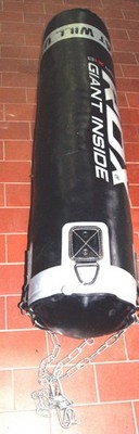 Boxsack 1370x300 ROX WILL GIANT INSIDE mit Deckenhalterung und Boxhandschuhe