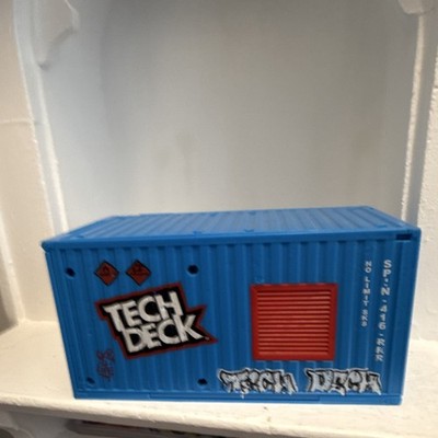 Tech Deck Skateboard Container Ramp Playset Plastic Blue Red Gray Sport