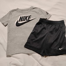 Nike Boys Tee-shirt And Shorts Set 4T Black Shorts Gray Tee