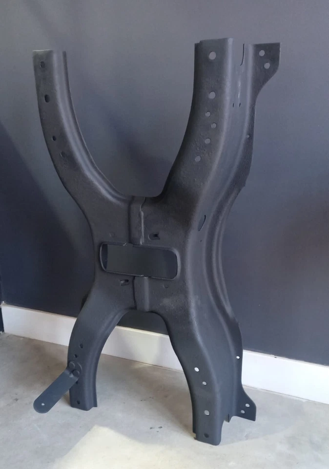 Ford F250 F350 Super Duty 1999-2004 neumático de repuesto travesaño marco soporte OEM Foto 3 de 3