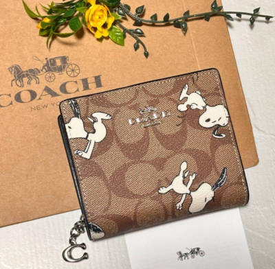 COACH x PEANUTS Snoopy Limited pattern Collaboration Bifold Wallet
