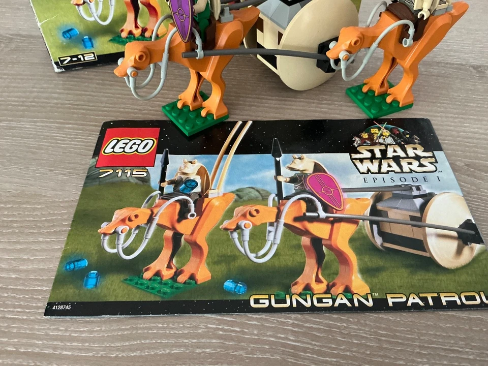 LEGO Star Wars 7115 Gungan Patrol, photo 2 sur 5