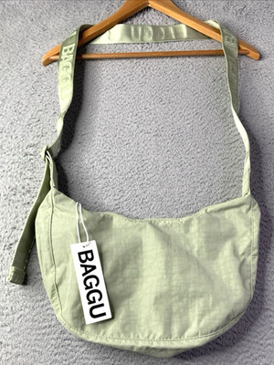 Baggu Medium Nylon Crescent Bag in Celadon New With Tag One Zip Pocket Inside