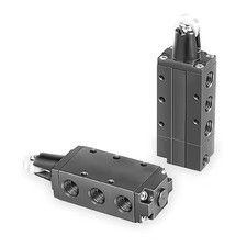 Parker 520A11000 Manual Air Control Valve, 4-Way, 1/4In Npt