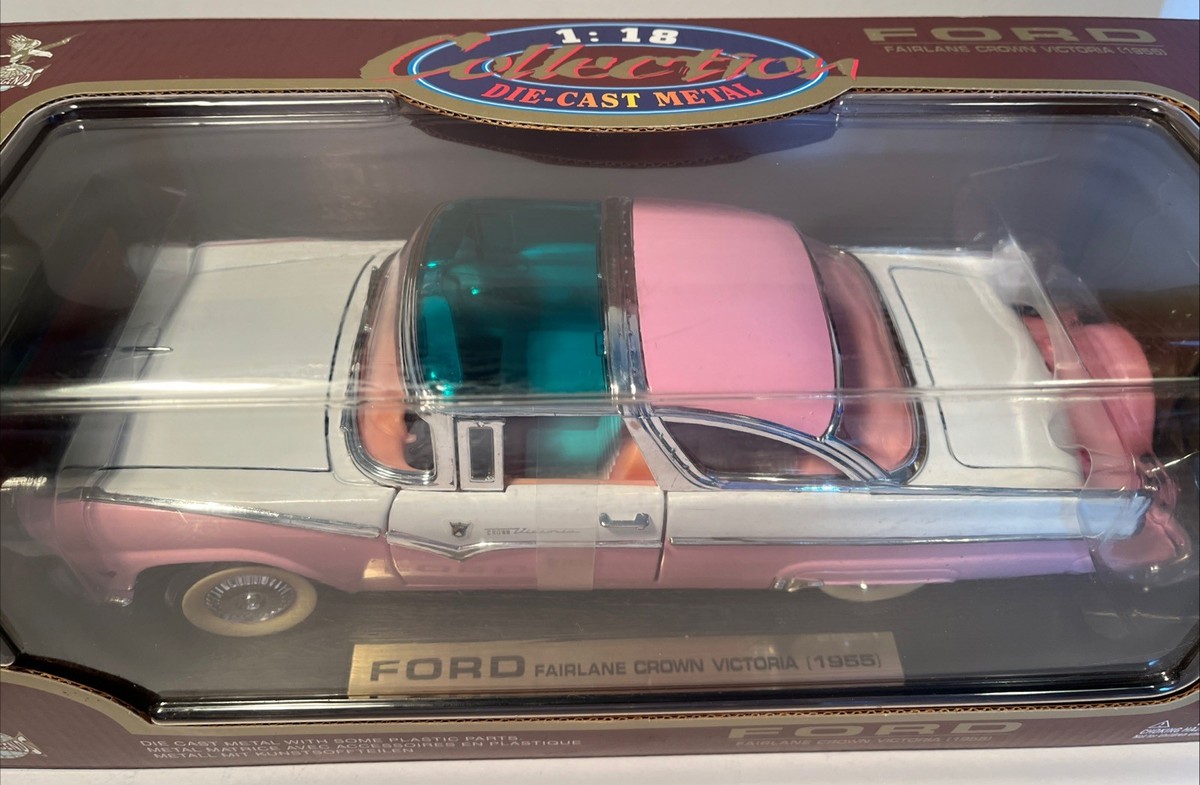 ROAD LEGENDS フォード フェアレーン クラウン・ビクトリア 1/18 Road Legends 1955 Ford Fairlane Crown Victoria 1:18 Scale Die cast