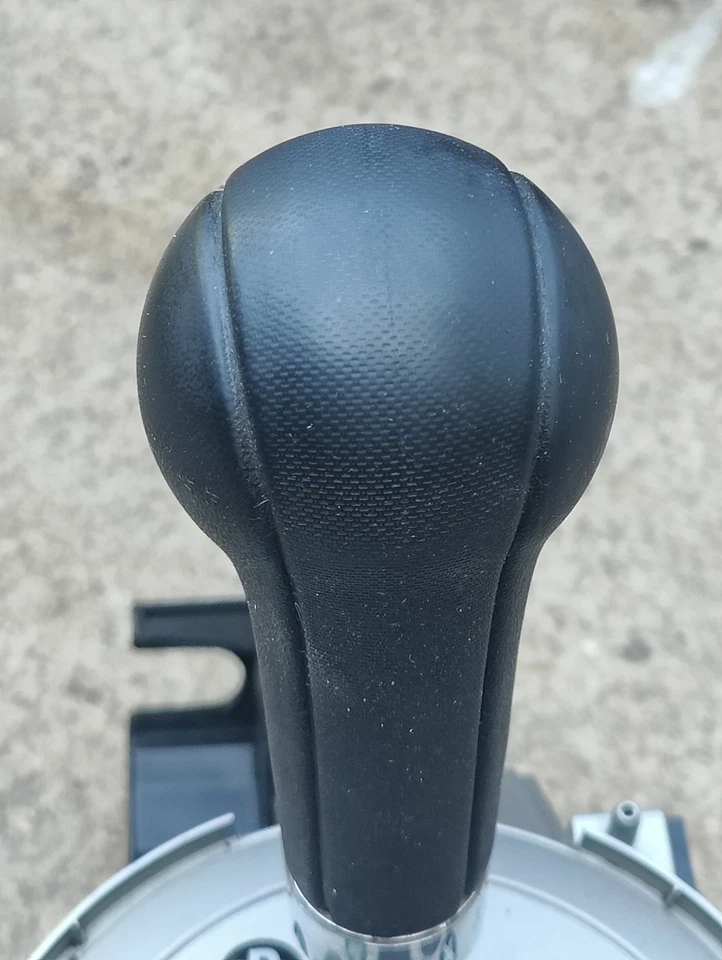 ✅ Selector de palanca de cambios de piso Mitsubishi Endeavor 2004-2011 OEM Foto 4 de 4