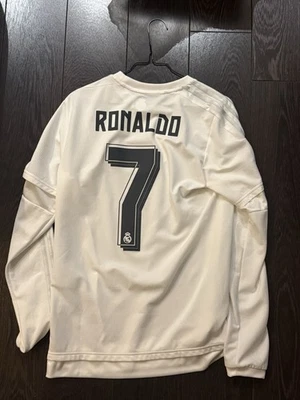 CR7 Real Madrid home long sleeves jersey 2015/2016 - Photo 1/4