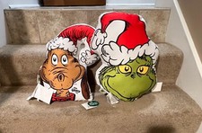   THE GRINCH   Max by Dr Seuss Throw Pillow 17.5  x 14.5  . BRAND NEW set of 2