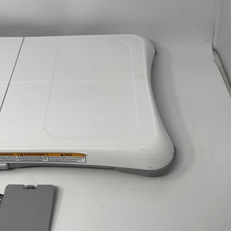 任天堂 Wii Fit 平衡板带电池 - 已测试工作 RVL-021 原始设备制造商 — 第 4/4 张图片