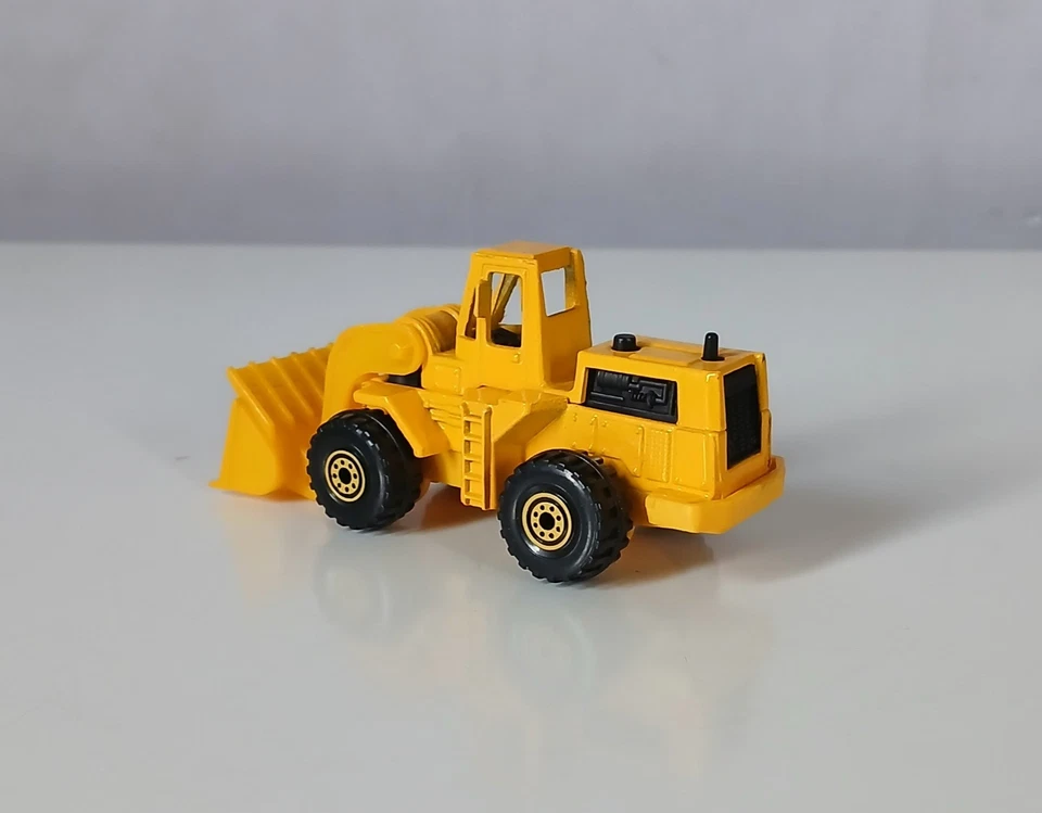 Hot Wheels Wheel Loader - Image 2 of 3