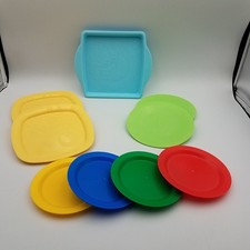 Lot 9 items Kids Pretend Play Toy Dishes Plates Container for Kitchen Colors