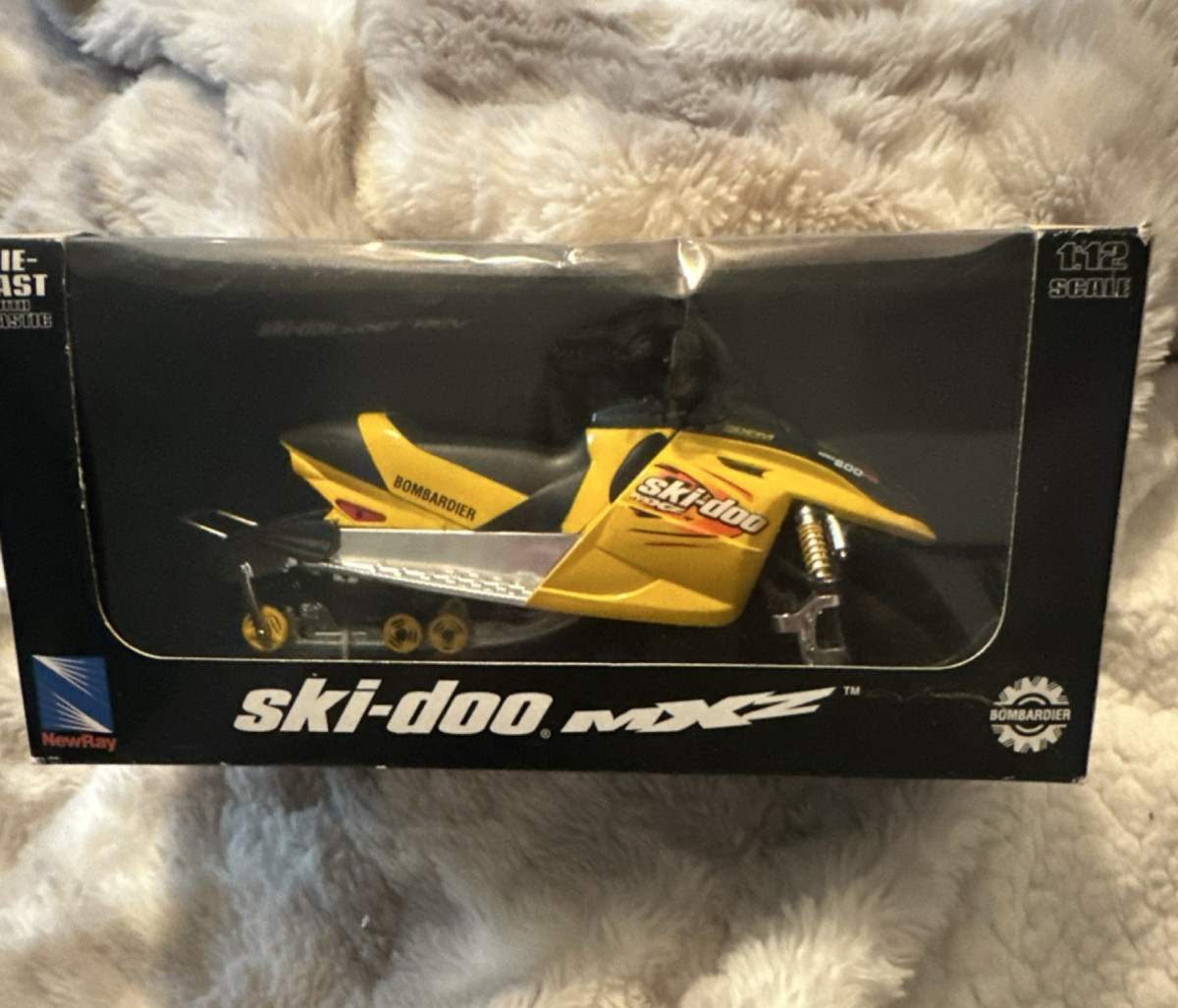 New Bombardier Ski-Doo MXZ 1:12 Diecast Yellow Black Snowmobile