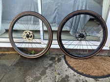 Bontrager Aeolus Elite 35 Carbon Disc Road Wheel set   TLR