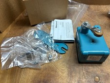 Honeywell EX-AR Limit MICRO Switch EXPLOSION PROOF 15amp SPDT Roller Lever(BH2)