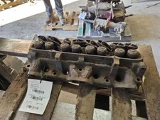 Cylinder Head 8-350 2bc 30 Degree Intake Valves Fits 68-69 Gto 1044604
