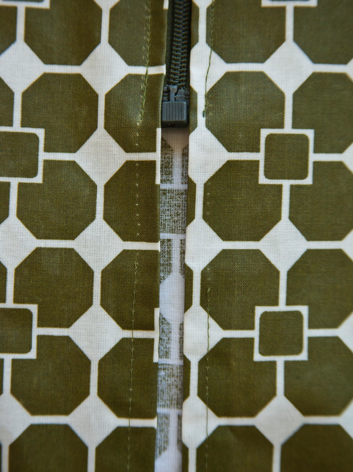 Iconic Nanso tile-pattern knee-length raincoat, w… - image 6