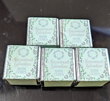 1984 Scarborough  Co 5 Savannah Gardens 1.5 Oz Bath Cubes