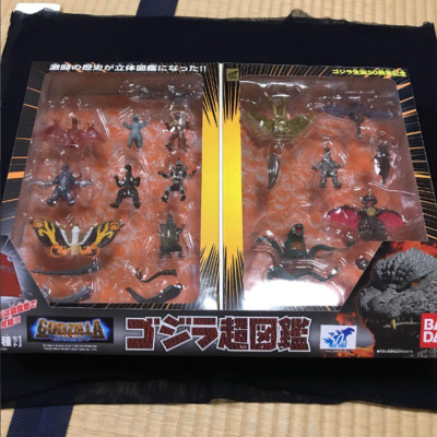 Godzilla 50th Anniversary Godzilla Super Illustrated Book All 16 types of sets