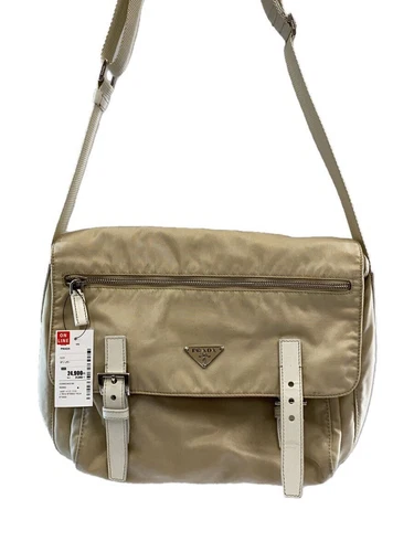 Sac bandoulière PRADA triangle logo plaque nylon beige BT0503 occasion