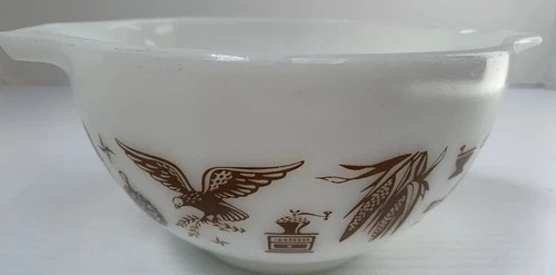 Pyrex Early American Cinderella#441  Nesting Mixing Bowl 2 Pint Size No Chips