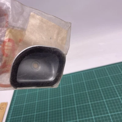 30370-848-020 Genuine Honda Points Cover Generator Magneto G W 20 30 4 NOS - Image 1 of 4