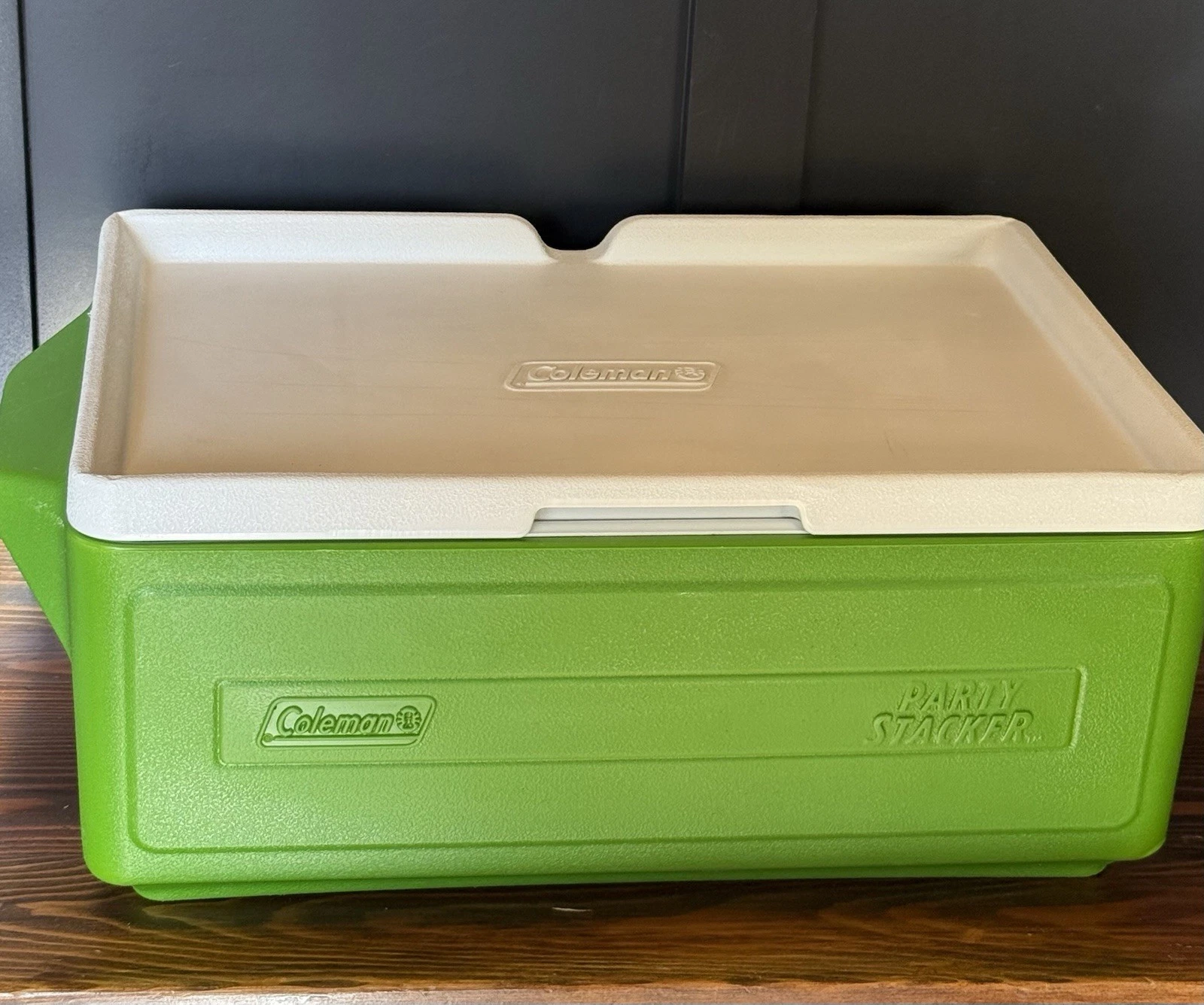 Vintage (2012) Coleman Party Stacker Cooler 24-Can USA Model #6225 Green