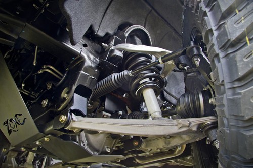 Zone Offroad 4.5" Suspension Lift for 14-18 Chevy GMC Silverado Sierra 1500 4WD - Picture 3 of 7