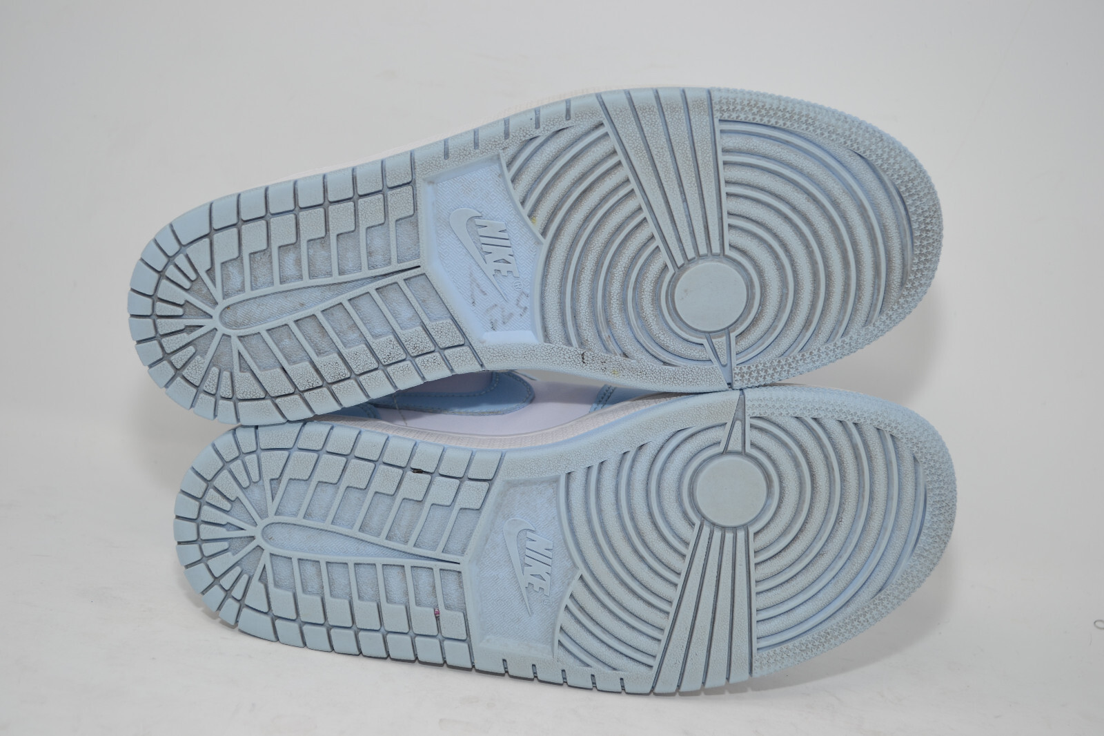 Nike Jordan 1 Low - White/Ice Blue Women's Size 8 DC0774-141 Sneakers thumbnail 9