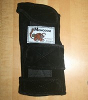 Mongoose Equalizer Wrist Support- Right Hand Black on sale Mongoose Equalizer Wrist Support- Right Hand Black on sale