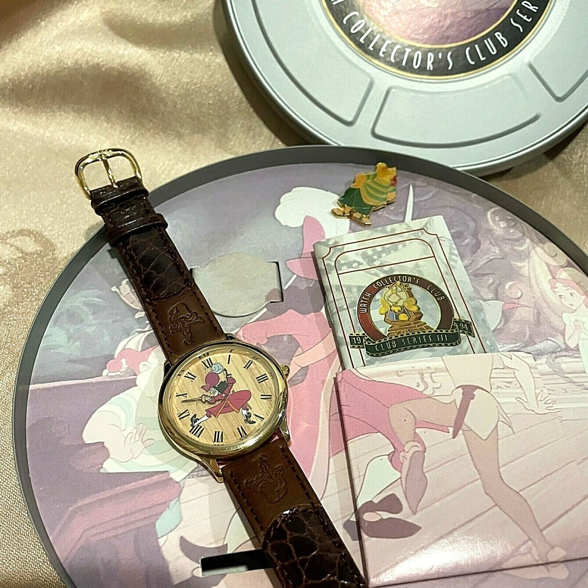 Disney Captain Hook Peter Pan Wrist Watch Collector Club LE