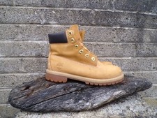 Vintage womens Timberland suede boots 90s fashion size UK 5 bootie beige