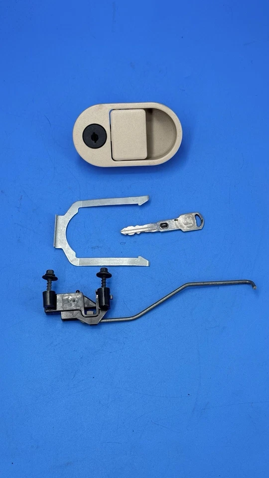 1995-1999 Oldsmobile Aurora Glovebox W/ Latch TESTED OEM - Image 2 of 4