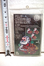 NIP Vintage Holiday Felt Christmas Ornament Kit 4168 Santa Claus Makes 3 Kits
