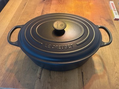 Le Creuset Signature Gusseisen-Braeter Oval, 35 Cm, mit Deckel Schwarz Matt