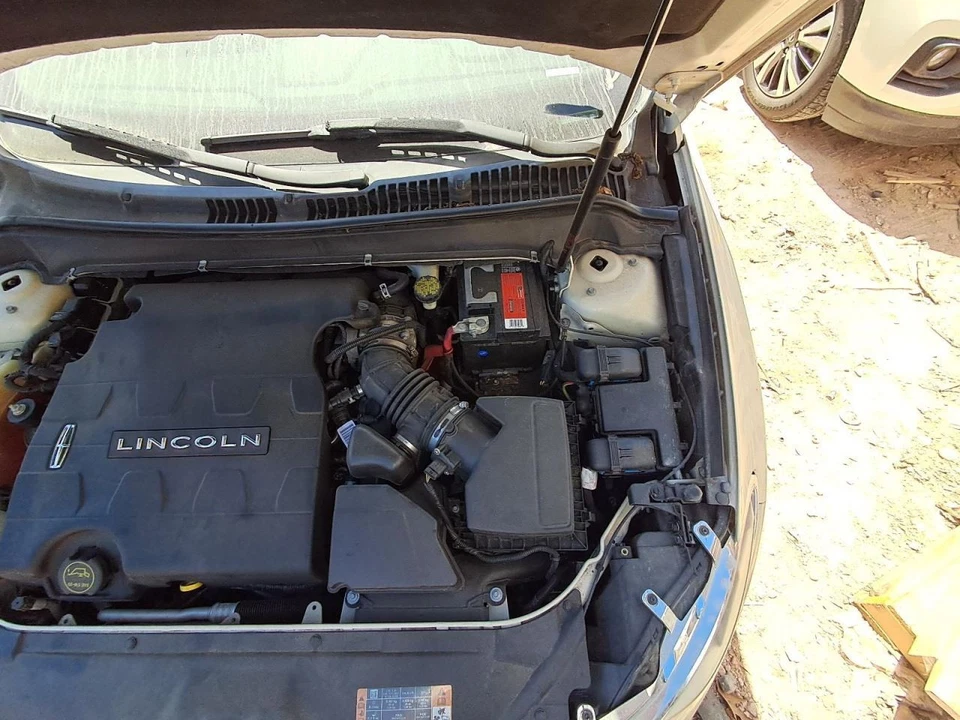 Radiator VIN 9 8th Digit Turbo Fits 13-16 MKZ 2594504 Foto 2 de 4