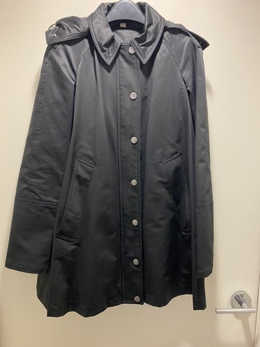 Women's Burberry Bowpark Rain Jacket 