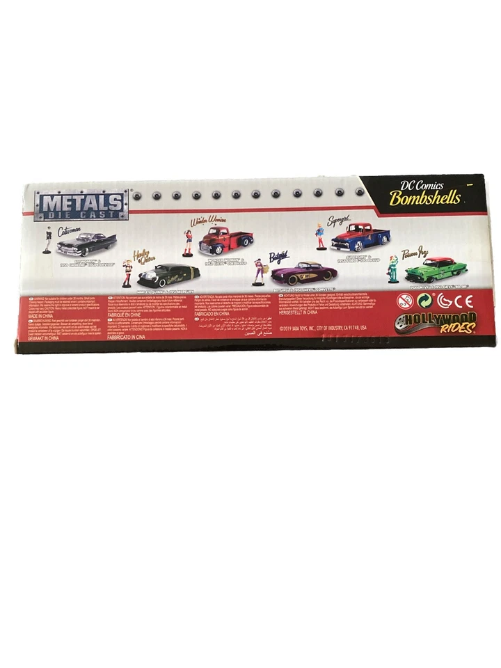 DC Comics Bombshells Batgirl & 1957 Chevy Corvette 1:24 Metals Die Cast New - Image 2 of 2