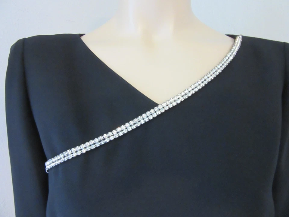 Vestido CHETTA B Negro Estrás Adornado Manga Larga 12 Forrado Espalda Cremallera BR47 Foto 2 de 4