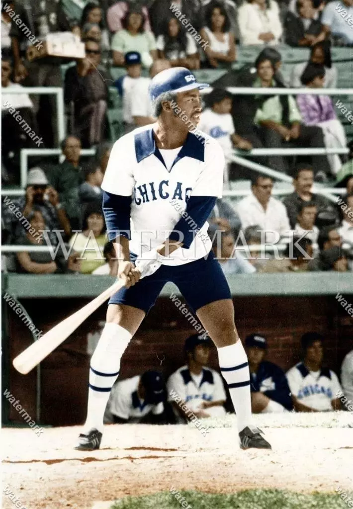 DI471 Chet Lemon White Sox Shorts 8x10 11x14 16x20 Colorized Photo