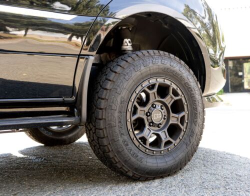 SEAL SAVERS MERCEDES SPRINTER SUSPENSION UPGRADE COIL COVERS 2WD 4WD AWD 2019+ - Foto 2 di 9