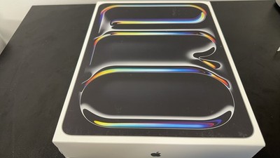 New *Sealed* Apple iPad Pro 11'' M4 Standard 256GB Black Wifi + Cellular Unlocked