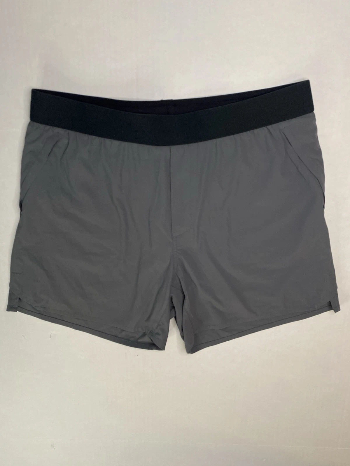 Ten Thousand Tactical Short Large Gray 5” Lined Compression Training Shorts