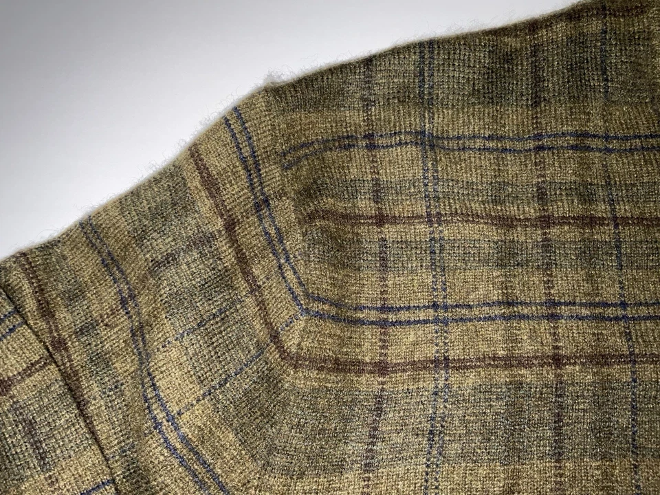 Ralph Lauren 紫色标签橄榄羊绒圆领毛衣 - 大号 — 第 4/4 张图片