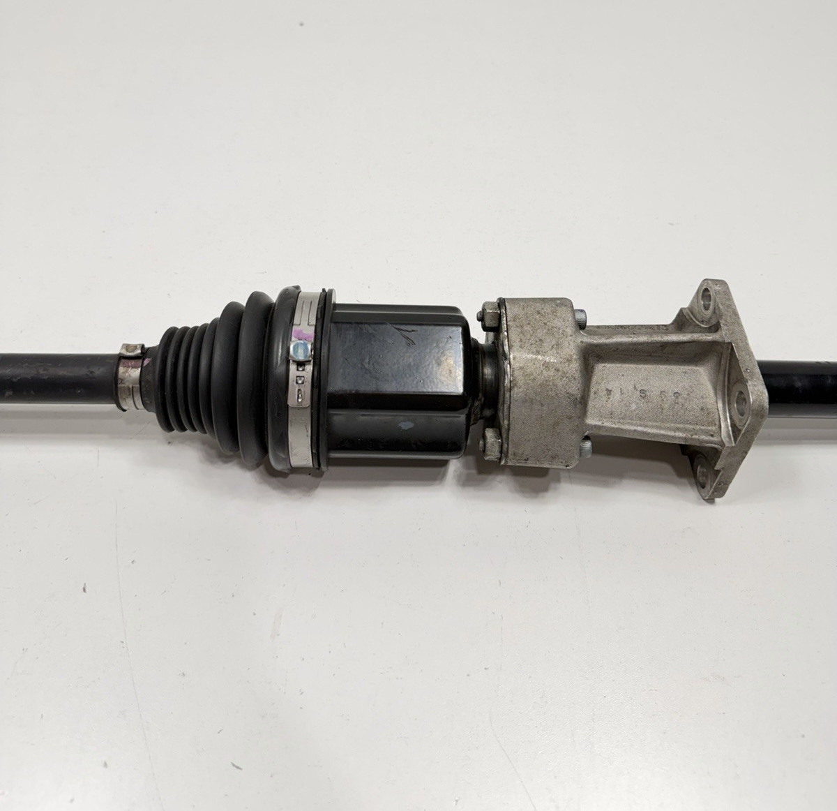 Maserati Ghibli 2014-2020 Front Left Axle shaft