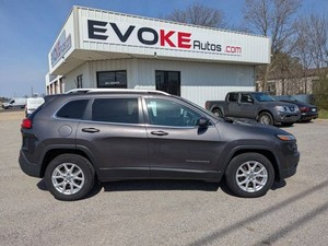 2018 Jeep Cherokee Latitude Plus Sport Utility 4D