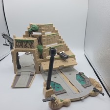 Star Wars Micro Machines Action Fleet Yavin Rebel Base  1997 Galoob  Incomplete